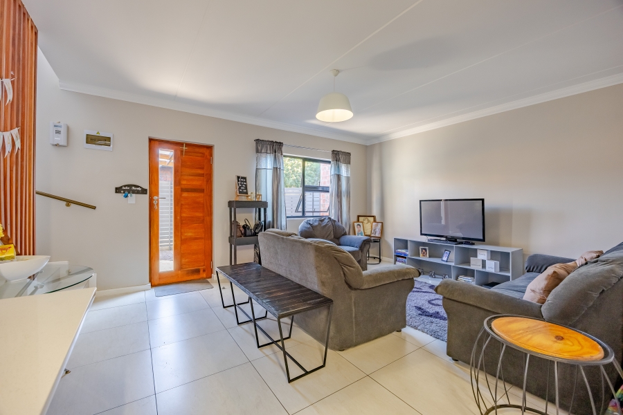 3 Bedroom Property for Sale in Belgravia Western Cape